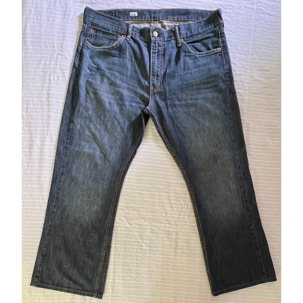 Levi's 527 Boot Cut Denim Jeans Men’s Size 38 x 30 - Small Hole